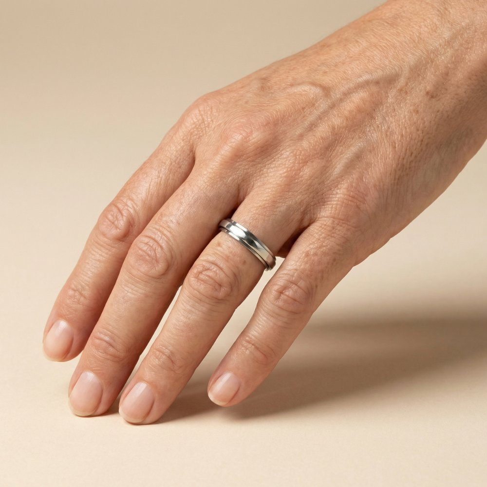 Amarisse – Classic hammered finish – Ring