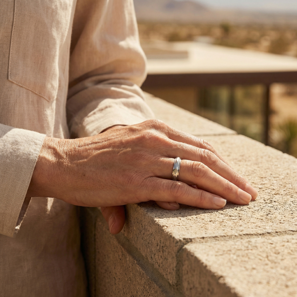 Amarisse – Classic hammered finish – Ring