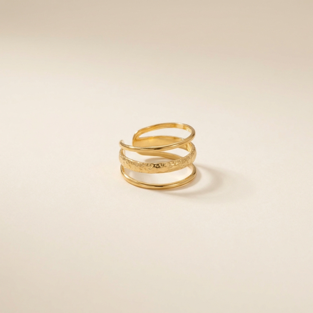 Aurelia – minimalist layered band design – ring