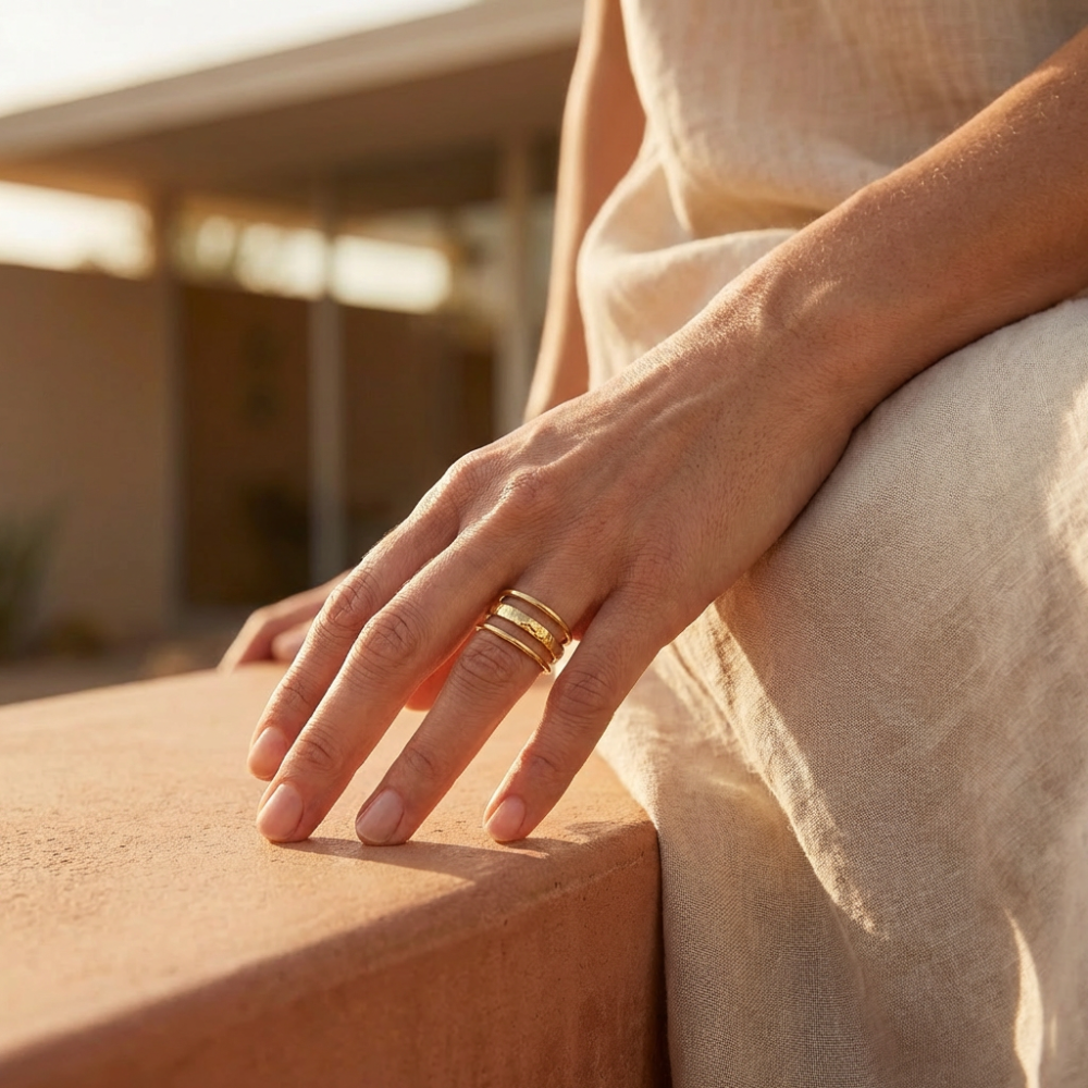 Aurelia – minimalist layered band design – ring