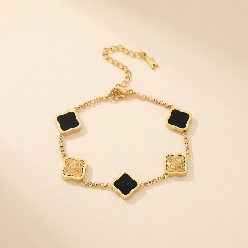 Celina – vintage-inspired clover link bracelet