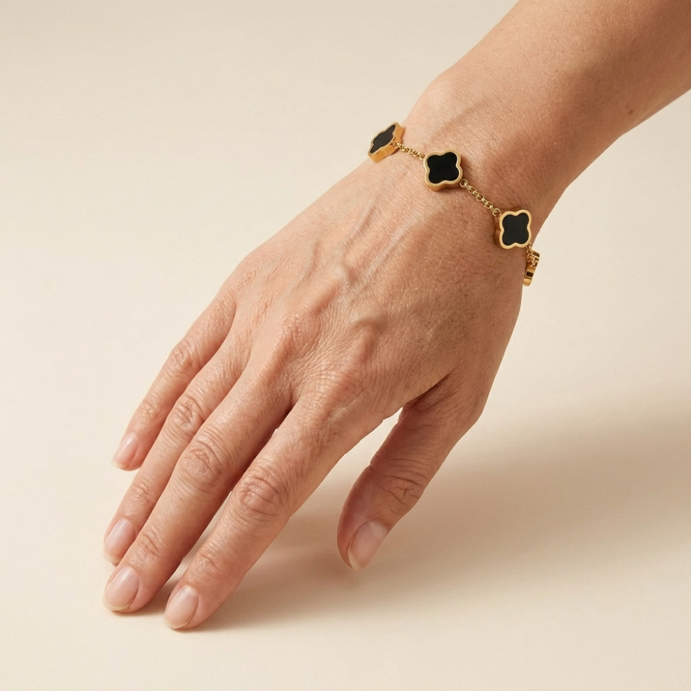 Celina – vintage-inspired clover link bracelet