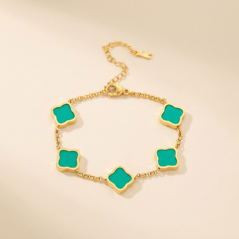 Celina – vintage-inspired clover link bracelet