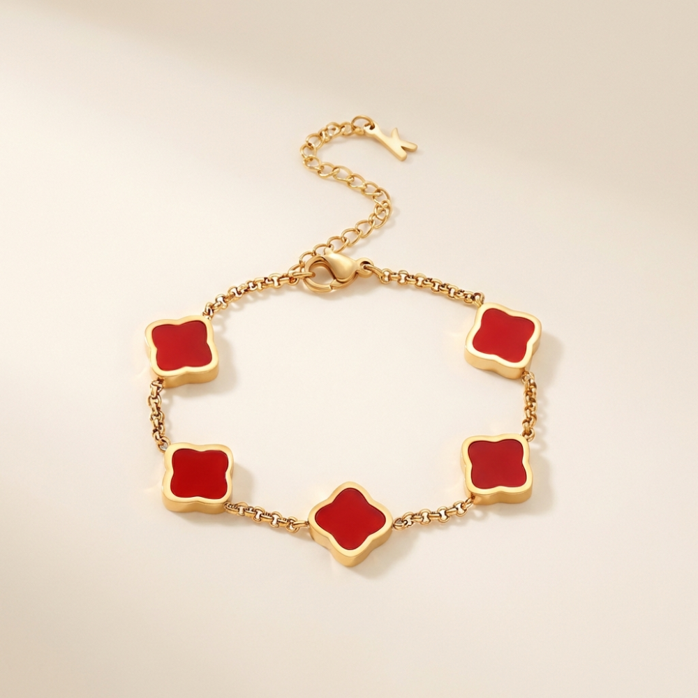 Celina – vintage-inspired clover link bracelet