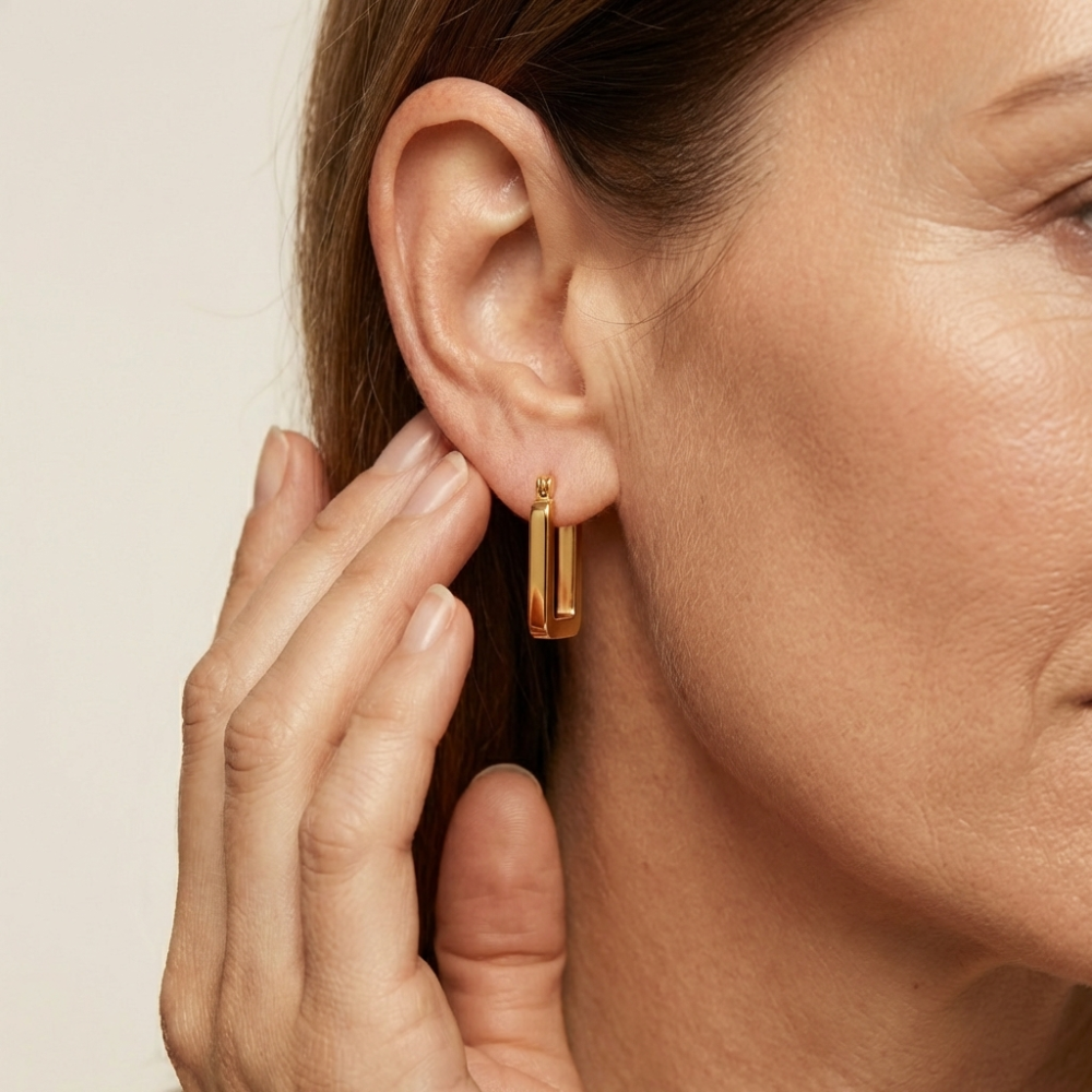 Forma – minimalist square frame design – earrings