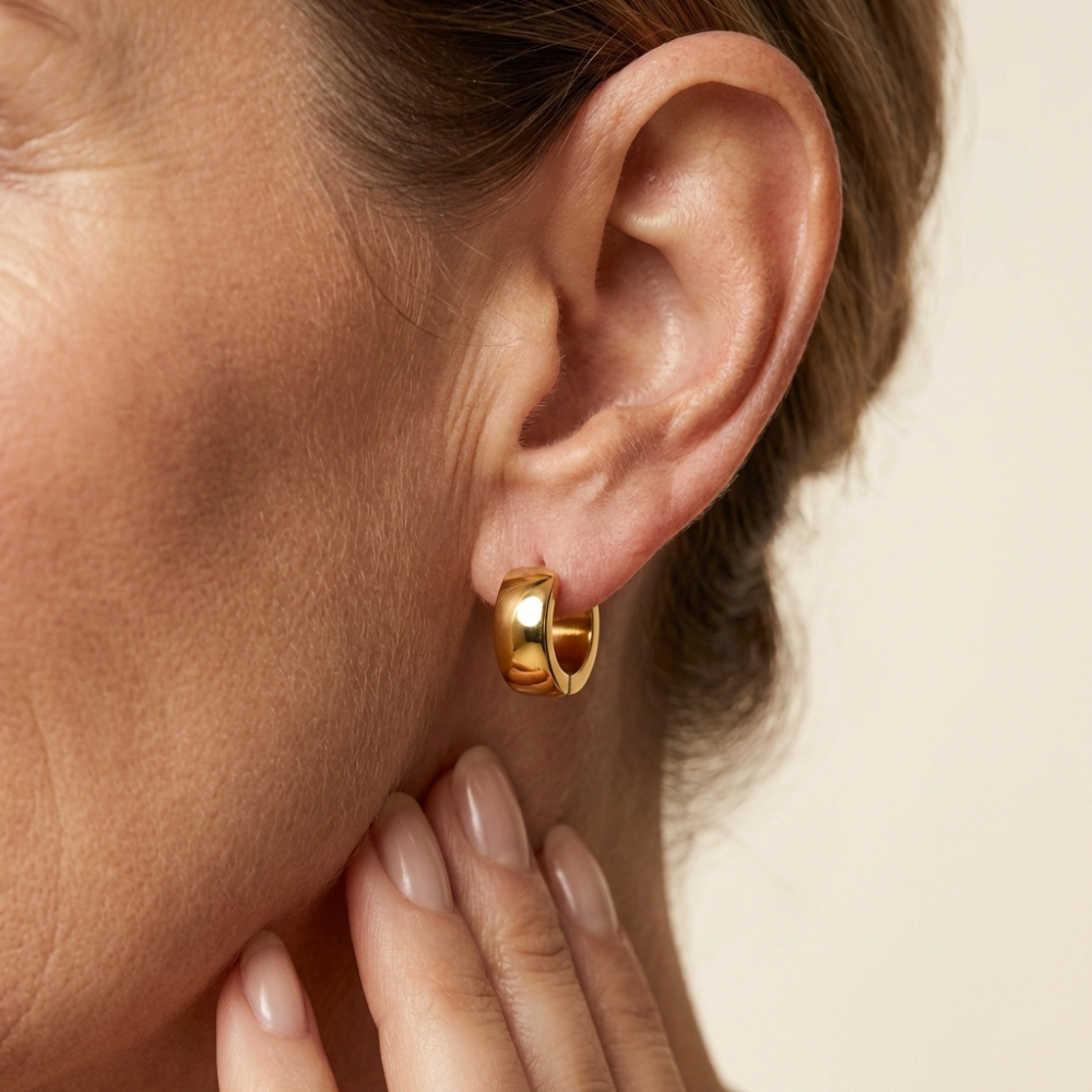 Maribel – classic small hoop design – earrings