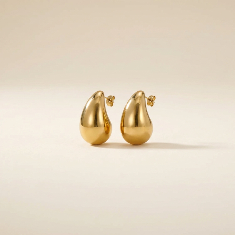 Rosella – sculptural teardrop design – stud earrings